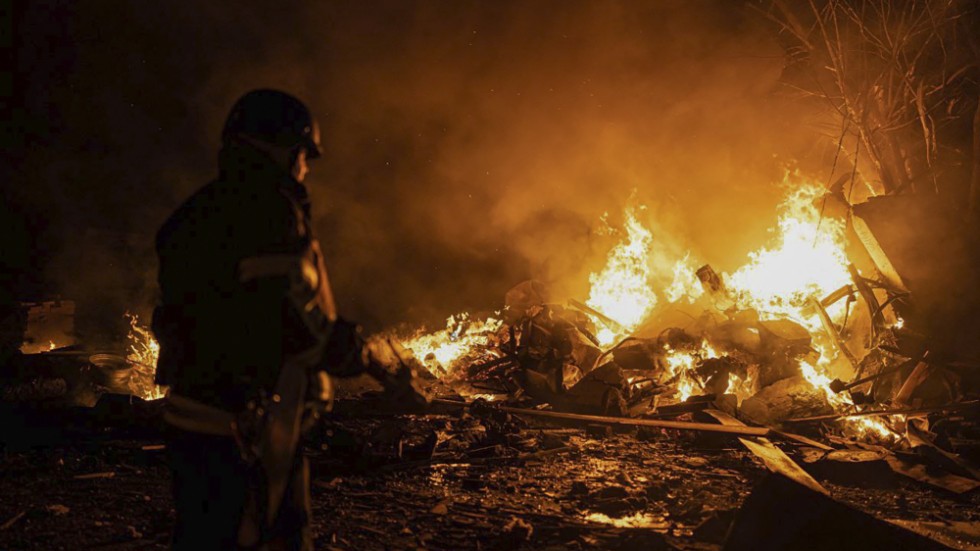 Ryska robotattacker mot Ukrainas huvudstad Kiev sköts till stor del ned av luftvärn under natten mot tisdagen.