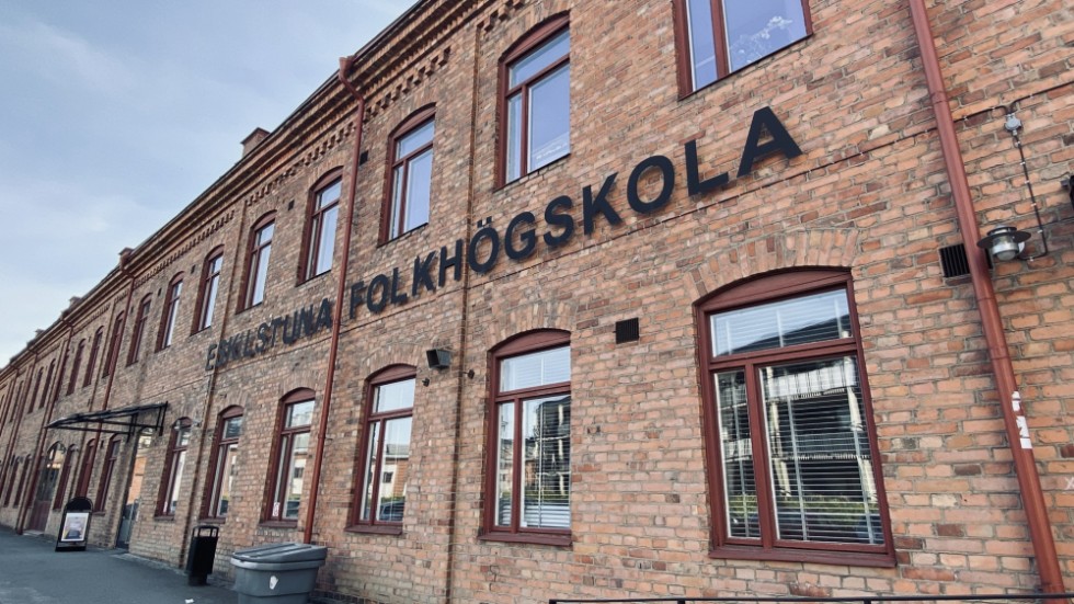 Oerhört många människor kan vittna om att folkhögskolan är en avgörande plats i deras liv och utveckling, skriver en lärare på Eskilstuna folkhögskola.