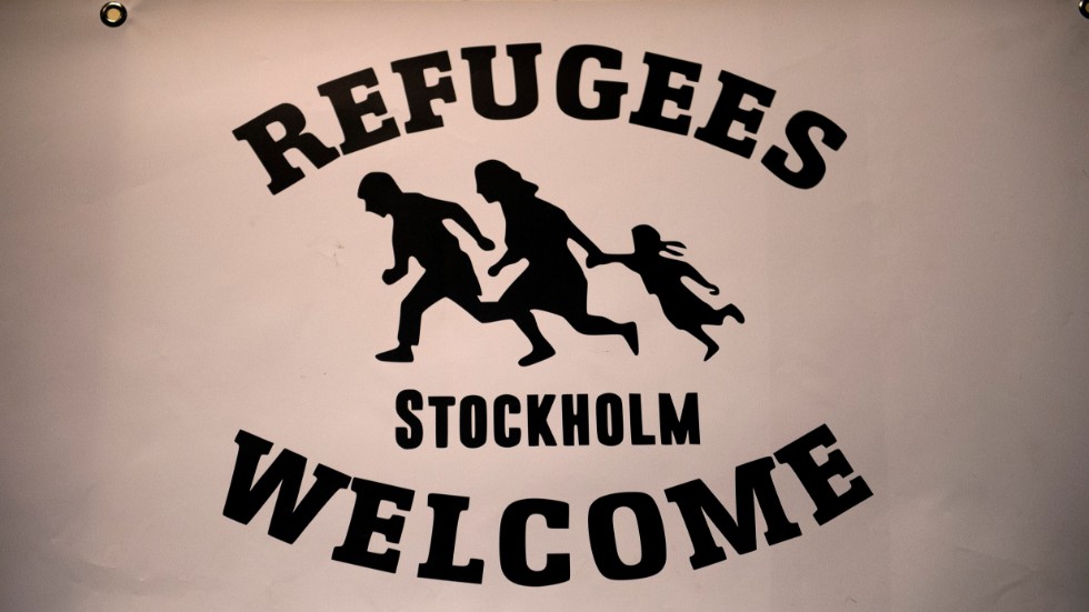 Dagens debattörer är kritiska till svensk asylpolitik och anser att deras perspektiv - bl. a i ett par nya böcker - inte uppmärksammas som de borde.