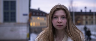 Hennes familj väcktes av smällar från bomber – Uppsalastudenten Anastasiia: ”De är givetvis jätterädda”
