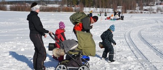 God fiskelycka på Ragvaldsträskets is