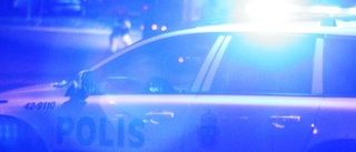 Tjafs på torg i Norrköping – polisen sprejade man