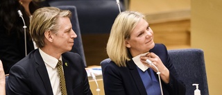 Andersson avgår för att snart bli vald igen