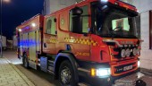 Brand i fordon i centrala Vimmerby – när föraren skulle tanka • Slocknade före räddningstjänsten kom fram
