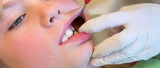 Var tredje 12-åring har haft hål i tänderna