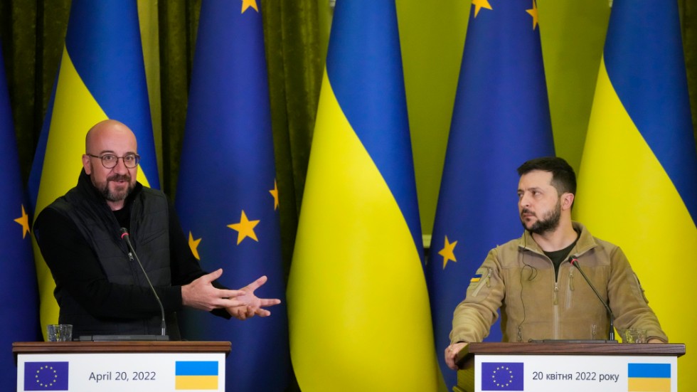 EU:s rådsordförande Charles Michel på presskonferens i Kiev med Ukrainas president Volodymyr Zelenskyj.