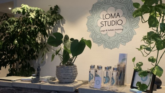 Yoga på Loma studio - ditt community för välbefinnande 