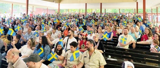 BILDEXTRA: Här firar tusentals besökare i Gamla Linköping