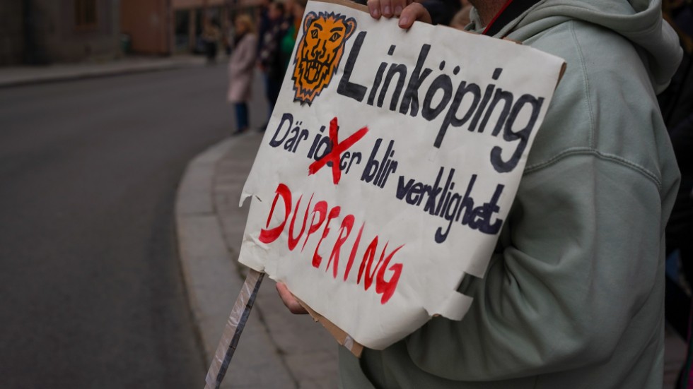 Plakat från demonstrationen till stöd för Linköpings musikklasser den 29 april.