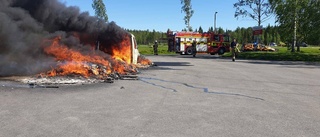 Husbilsbrand – en person brännskadad