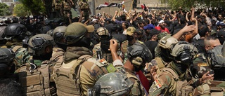 Sittstrejk utanför rättsligt råd i Bagdad