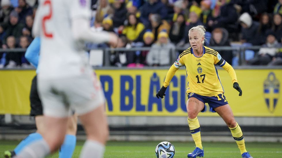 Caroline Seger under matchen mot Schweiz (1–0).