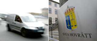 Enköpingsbo döms för vansinnesfärd – körde in i bil och prejades