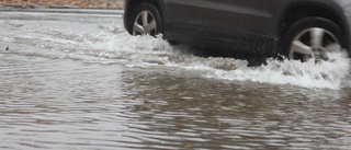 SMHI varnar för höga vattenflöden: "Kolla till källaren"