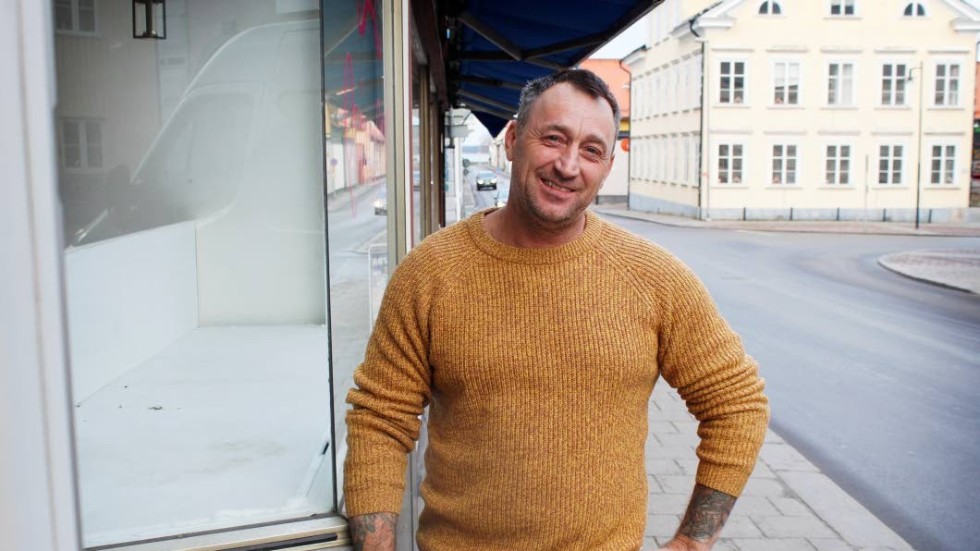 Roger Granath öppnar en ny tatueringsstudio i Västervik.