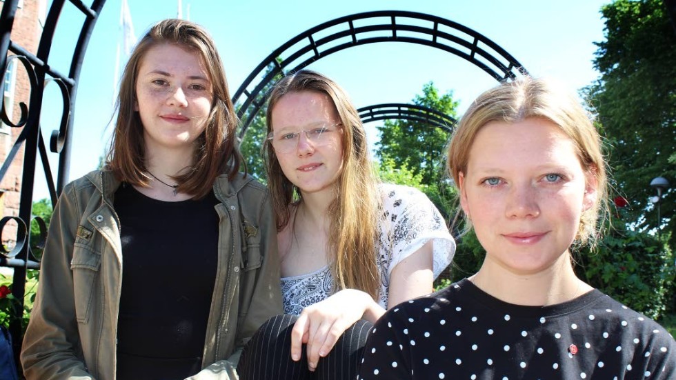 SSU:arna Julia Tegsjö, Louise Malm
och Lisa Nåbo vill bryta tabun kring psykisk ohälsa. "Det måste bli tillåtet att säga att man mår dåligt".
