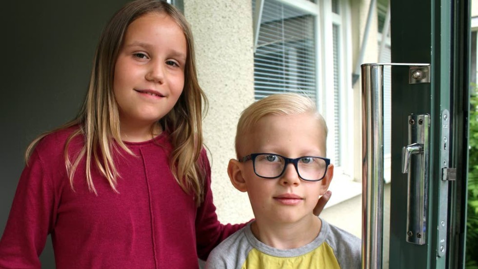 Nellie Sävestam och Alfred Winkelman går i tvåan på Tornhagsskolan och de gillar maten på skolan.