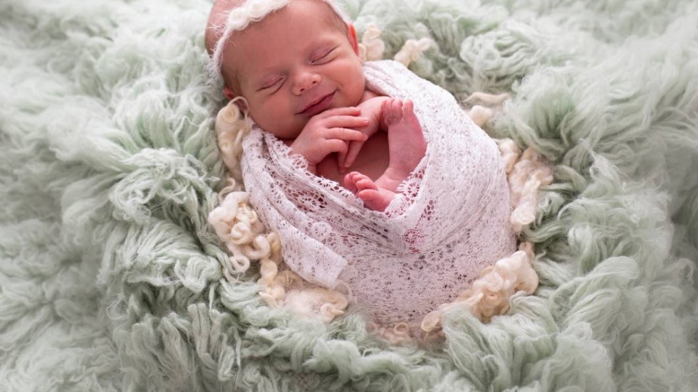 Annie Ström har breddat sin verksamhet med nyföddfotografering, eller newborn som blivit så poppis.
