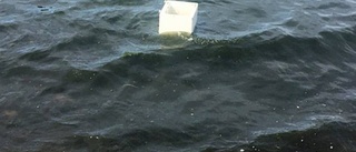 Kassaskåp hittat i vattnet