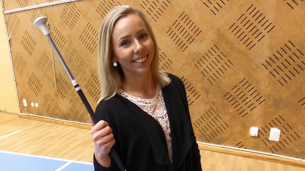 Erica Grebner, Linköpings Drill, har samlat på sig en hel del medaljer och meriter i sin sport, bland annat SM-silver och EM- och VM-starter. Hon har hållit på i 17 år och tycker det är lika roligt nu som då. Foto: Leif Larsson