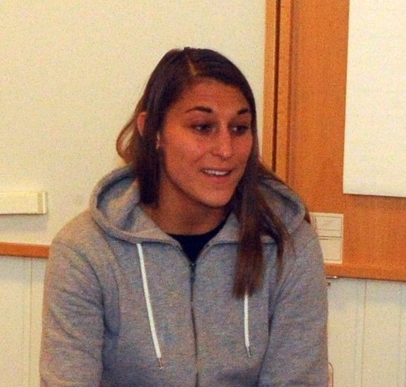 Amanda Sundberg avgjorde på straff när Frödinge tog fjärde raka trepoängaren.