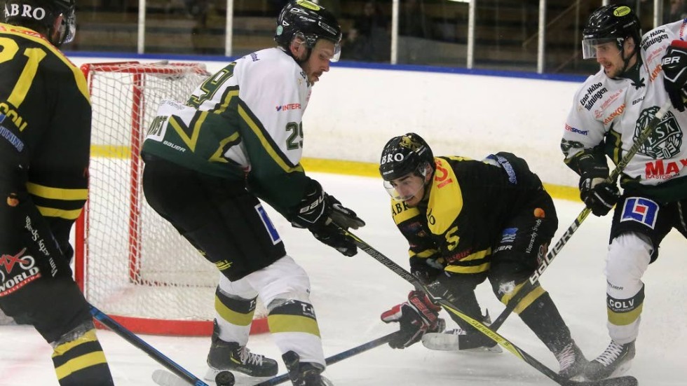 22-årige Kevin Karlsson, som är fostrad i Linköpings HC, har gjort flera bra matcher sedan han anslöt i mitten av februari.