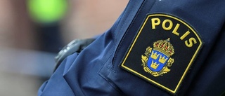 Hotade polis på stationen