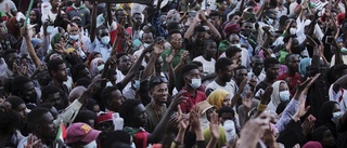 Döda och skadade i massprotester i Sudan