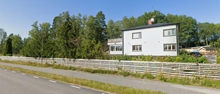 Nya ägare till miljonvilla i Hållsta - 3 050 000 kronor blev priset