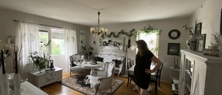 Ikea-möbler är bannlysta – Monica skapar sin egen inredning inspirerad av goth