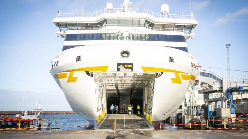 Färjetrafiken till och från Gotland tillhör den infratsurktur som måste framtidssäkras, anser Charlotta Elliot och Simon Helmér, Östsvenska Handelskammaren.