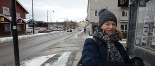Is och tjock snö på cykelbanan – Carina: Sämre än någonsin
