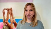 Se Hanna Hellmérs hyllade målningar i Konstmagasinet