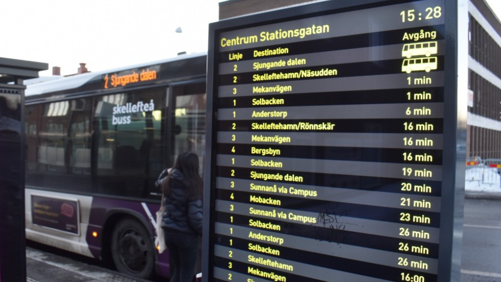 Skribenten funderar över giltighetstiden på Skellefteå buss rabattkort och får svar direkt.
