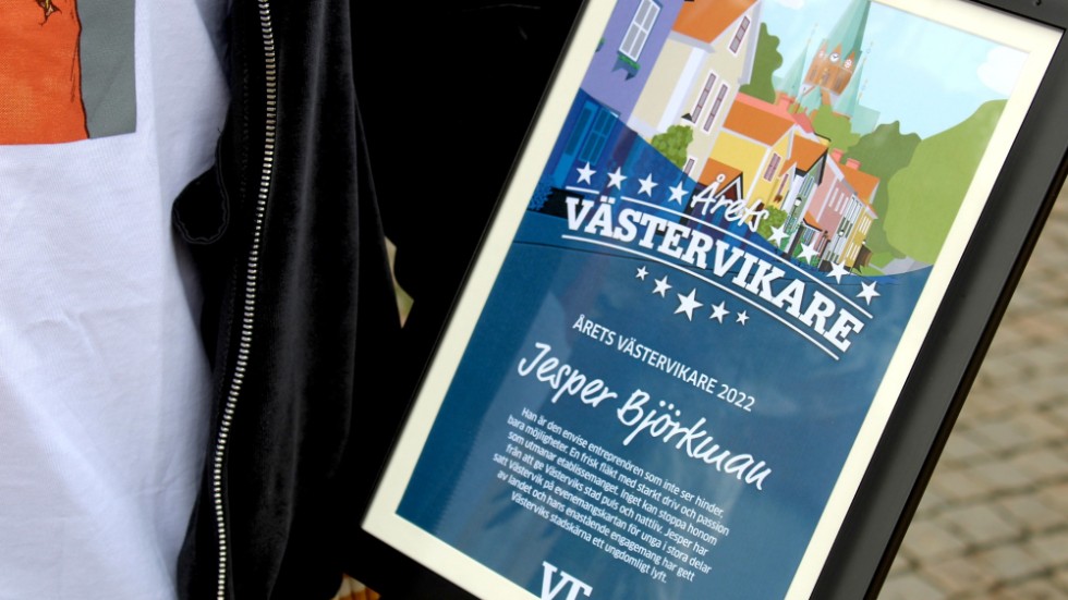 Att ta emot priset för Årets Västervikare är stort, tycker Jesper Björkman. Han säger att det känns fint att ha blivit framröstad av VT:s läsare. 