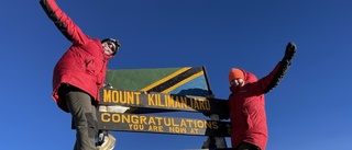 Alice och Clara nådde toppen av Kilimanjaro - ”Vi turades om att ha mentala breakdowns"