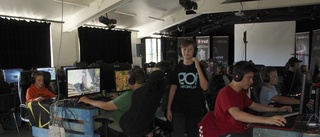 E-sportläger i Stallarholmen lockar 49 ungdomar: "Har aldrig spelat på det här sättet förut"