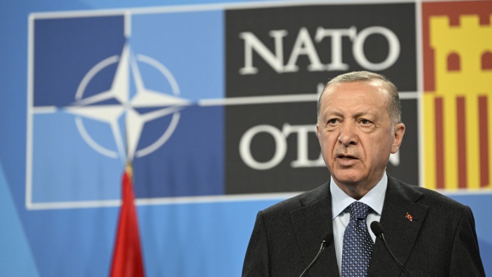 Turkiets president Recep Tayyip Erdogan under sista dagen för Natomötet i Madrid.