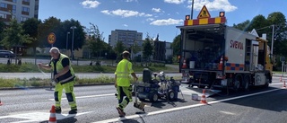 Efter flera felkörningar – nu får pilarna ny riktning · Ska få trafikanter att åka åt rätt håll