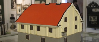 Han bygger ett Söderköping i miniatyr