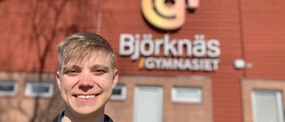 Oskar,17 blev bäst i Sverige i favoritämnet och även olympier. "Jag har jobbat stenhårt för det här.Äran går före vinstpengarna"