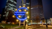 Detaljhandeln backar i euroområdet