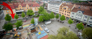 Kissade på Stortorget – togs på bar gärning av polis