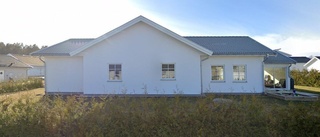 Huset på Blåeldsbågen 84 i Sturefors sålt igen - andra gången på kort tid