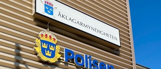 Norrbottenspolisen utreder grovt brott: ”Polisbilar och ambulans”