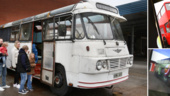 Säljer 60-årig buss: Tar två dubbeldäckare till ön som husbilar