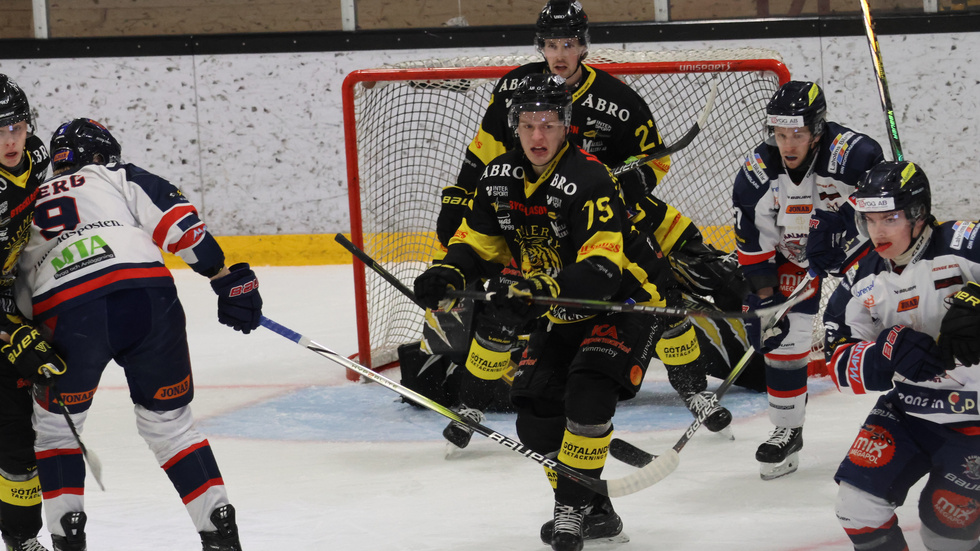 I lördagens kvalserierysare ställs Vimmerby Hockey mot Halmstad Hammers.