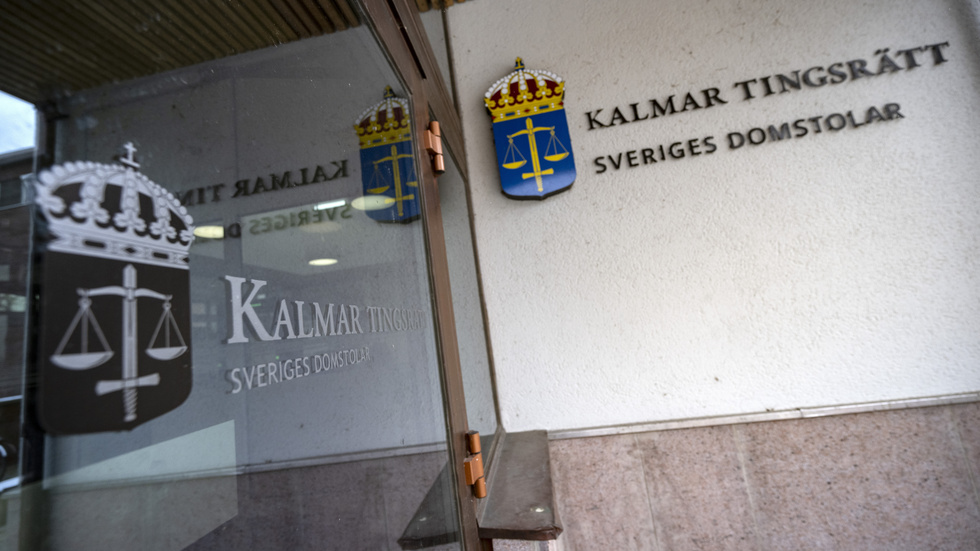 En kvinna åtalas i Kalmar tingsrätt för uppmaning till självmord och förtal. Arkivbild.