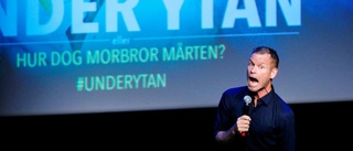 Recension: Mårten Andersson med allvar under ytan