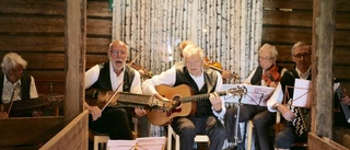 Idel ädel folkmusik vid Ottergården